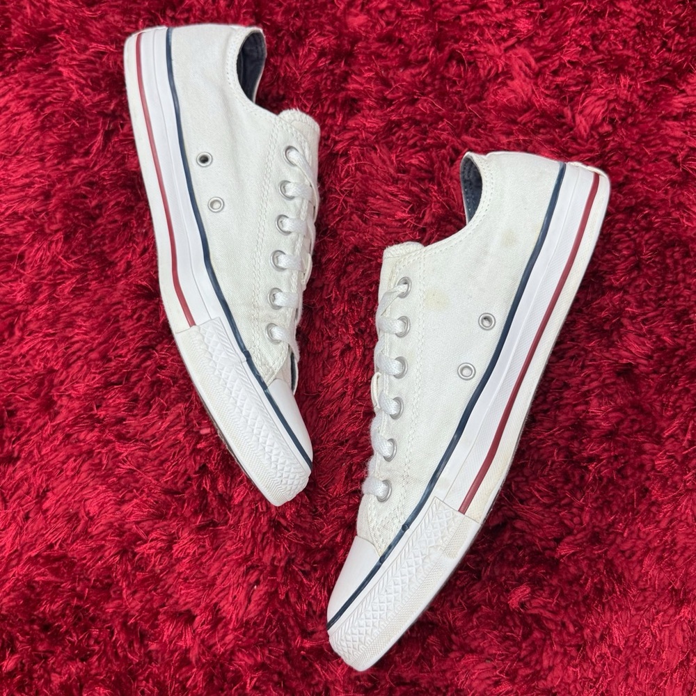 Converse Chuck Taylor All Stars White Men’s 8 Women’s 10 145334F Low Top Canvas